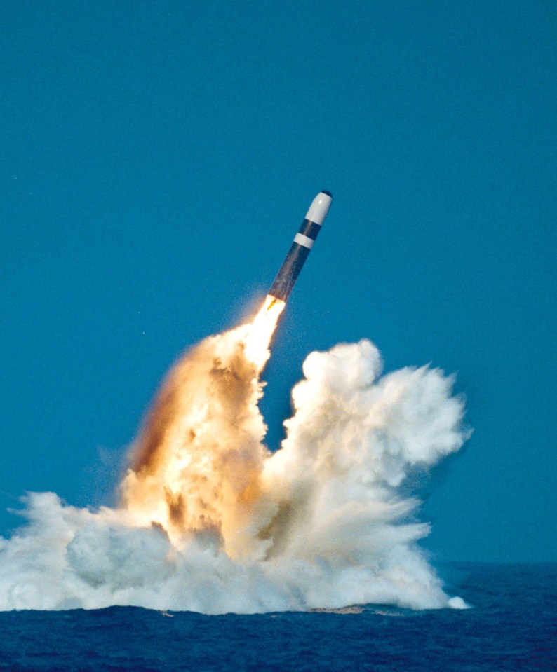 Ballistic missile which can be fitted with a nuclear warhead