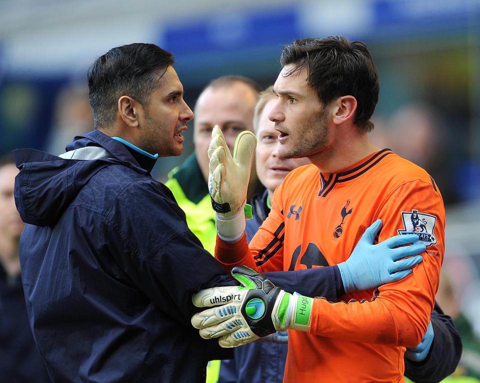  Tottenham allowed Lloris to play on after heavy blow