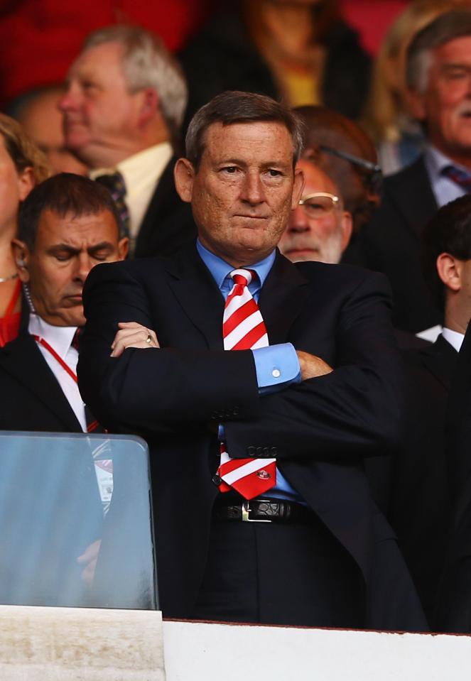  Moyes appeared to fire a message to Black Cats owner Ellis Short