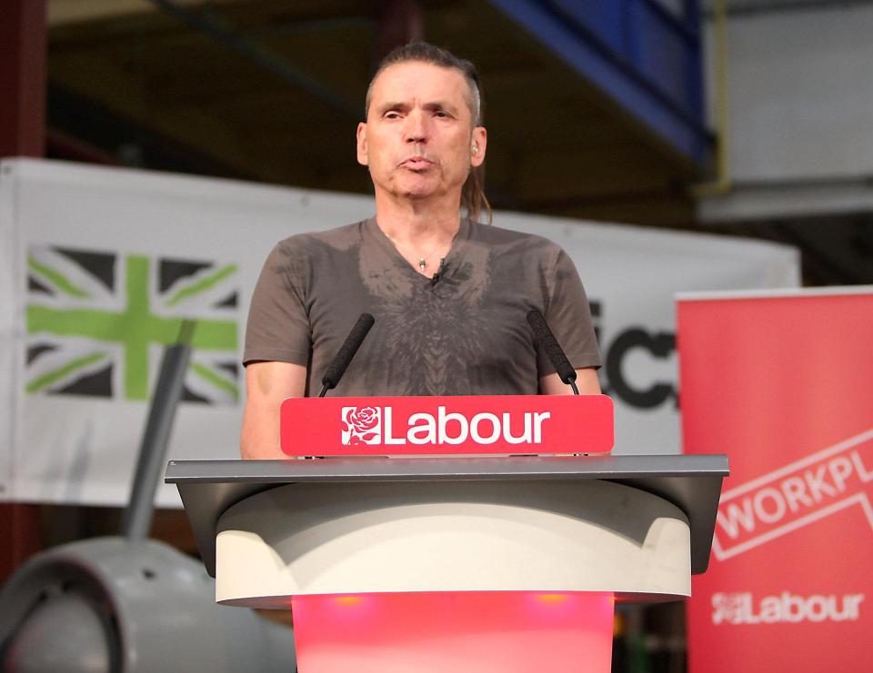  Ecotricty boss Dale Vince is backing Labour