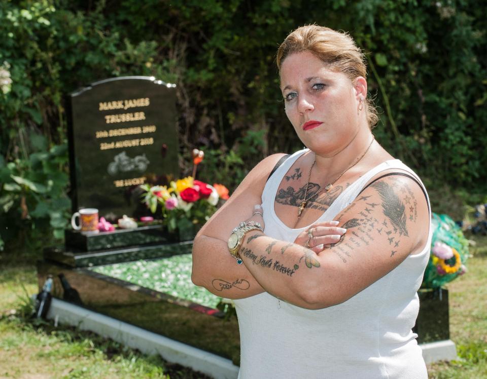  Giovanna had to bury Mark twice after cops found more body parts two months after his funeral