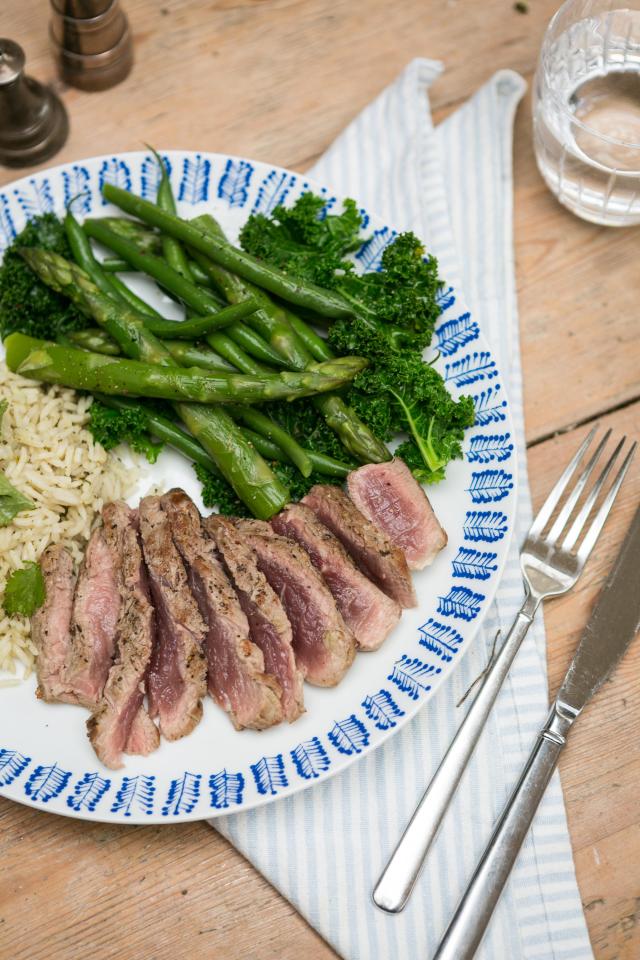  Enjoy your steak with a handful of your favourite greens