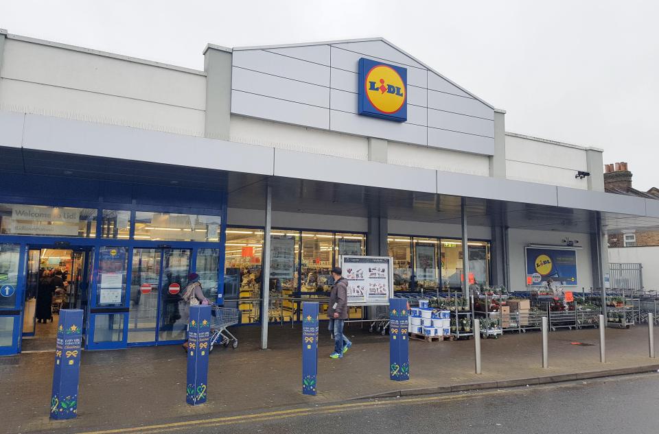  The steaks were bought from the Lidl supermarket in Hanwell, London