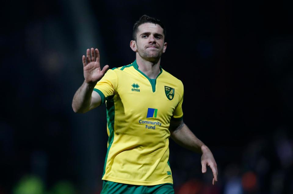  Robbie Brady is wanted by Burnley after Sean Dyche failed to sign Robert Snodgrass