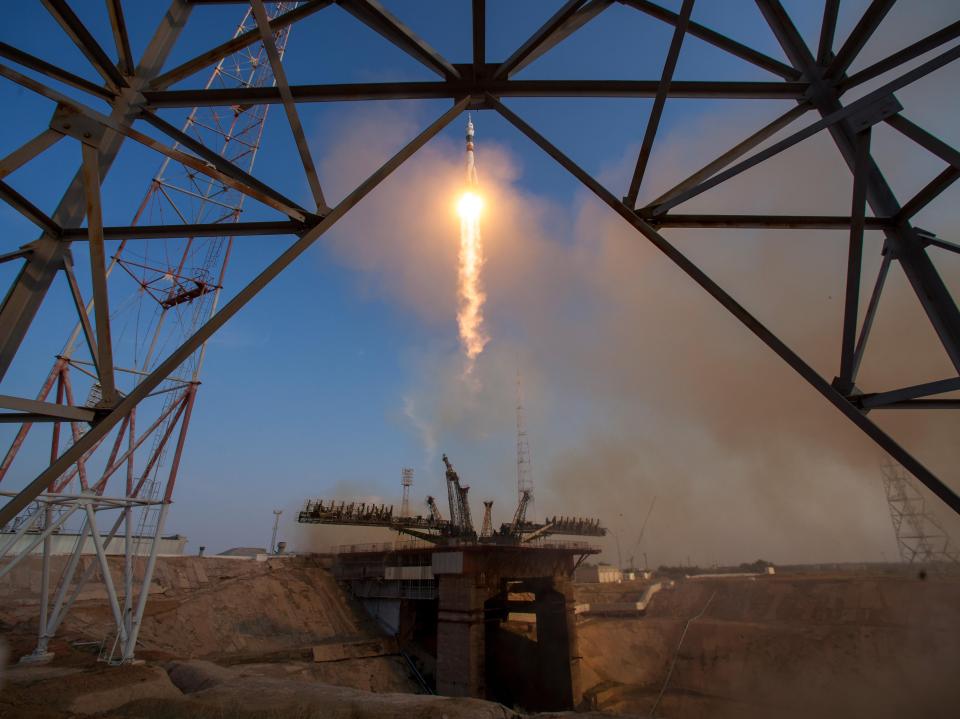  The Soyuz MS-01 spacecraft launches from the Baikonur Cosmodrome with Expedition 48-49 crew members Kate Rubins of NASA, Anatoly Ivanishin of Roscosmos and Takuya Onishi of the Japan Aerospace Exploration Agency (JAXA) onboard