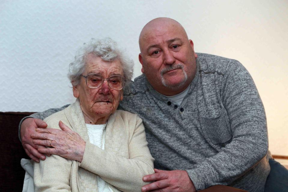  Steve has thanked Jean's neighbours for bravely challenging the raider