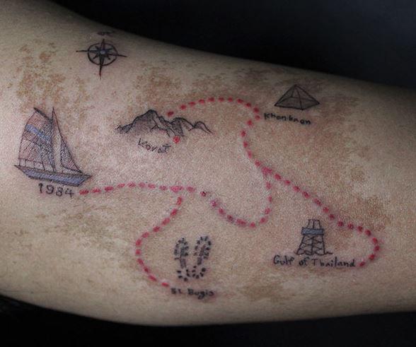  A man used his island-shaped birthmark as inspiration for a treasure hunt inking