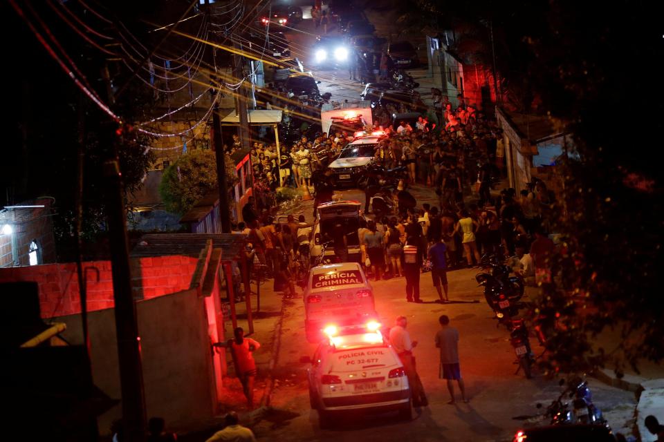 Police put up roadblocks and increased patrols around Manaus to hunt down more than 100 inmates who escaped from a prison