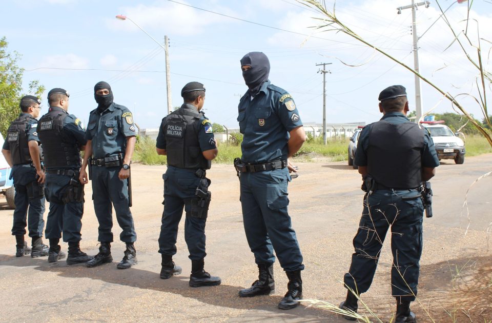  Police stand guard outside the Monte Cristo prison