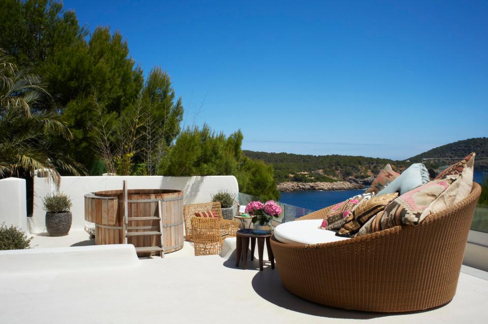  Another beautiful seating area with views over the Mediterranean