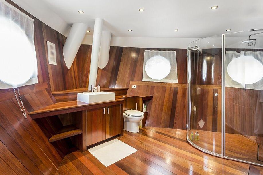  The gorgeous wood-panelled bathrooms are a bit more spacious than your usual barge facilities