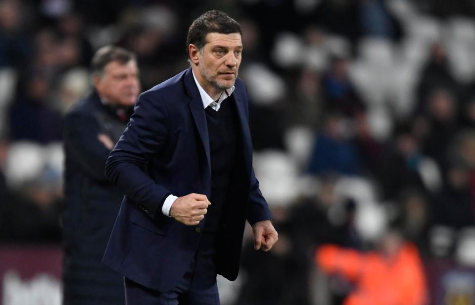 Slaven Bilic could agree to deal which would see him keep Dimitri Payet until summer