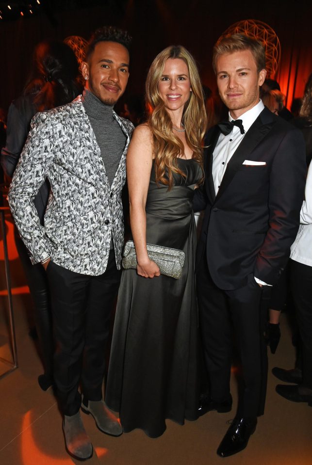  Lewis Hamilton and Nico Rosberg put their differences aside for the evening