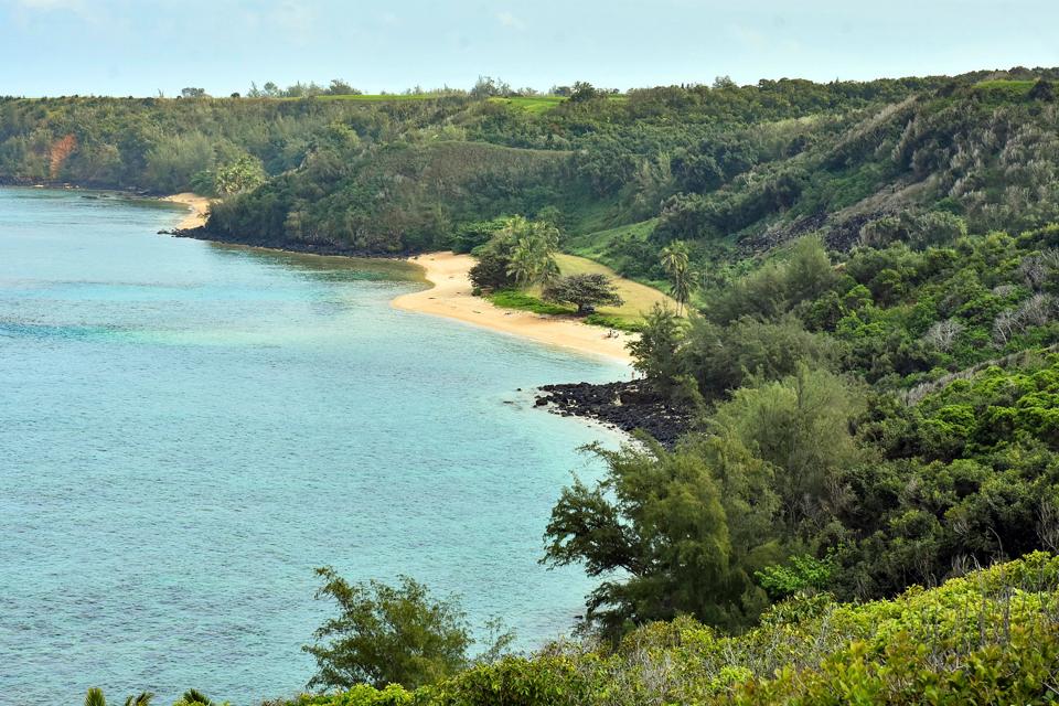  Facebook CEO Mark Zuckerberg has bought this land on the north shore of Kauai in Hawaii