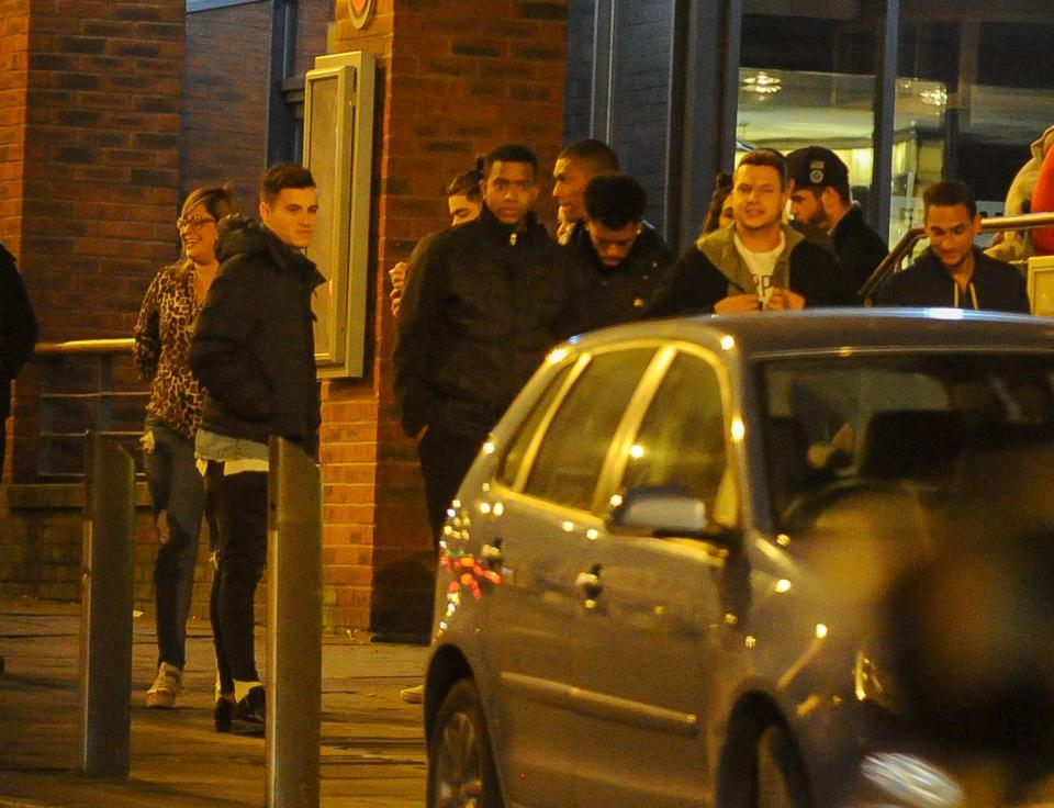  Philippe Coutinho took 15 of his friends and family to an Italian in Liverpool