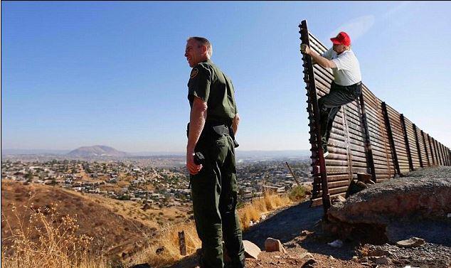  The Donald climbs the Mexican border fence