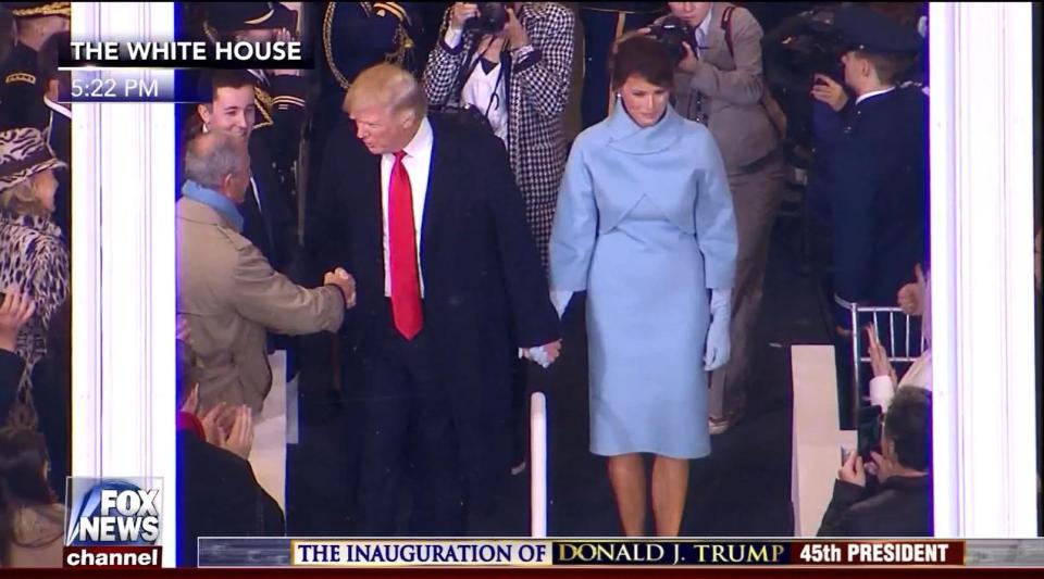  Donald and Melania arrive at the White House this evening