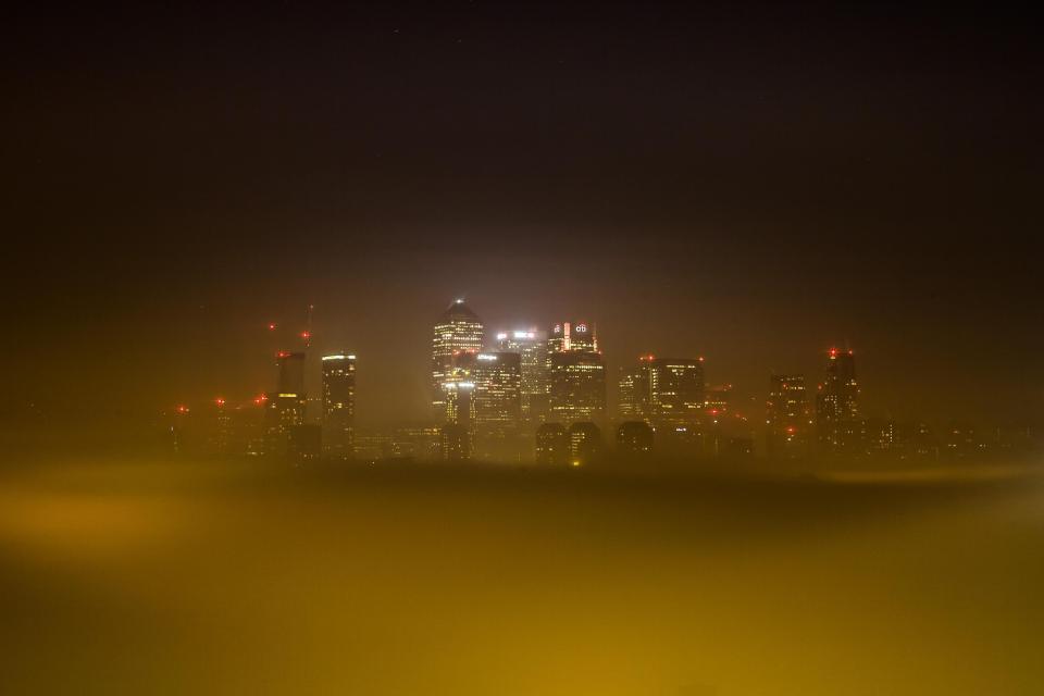  Images from last night show the fog covering London