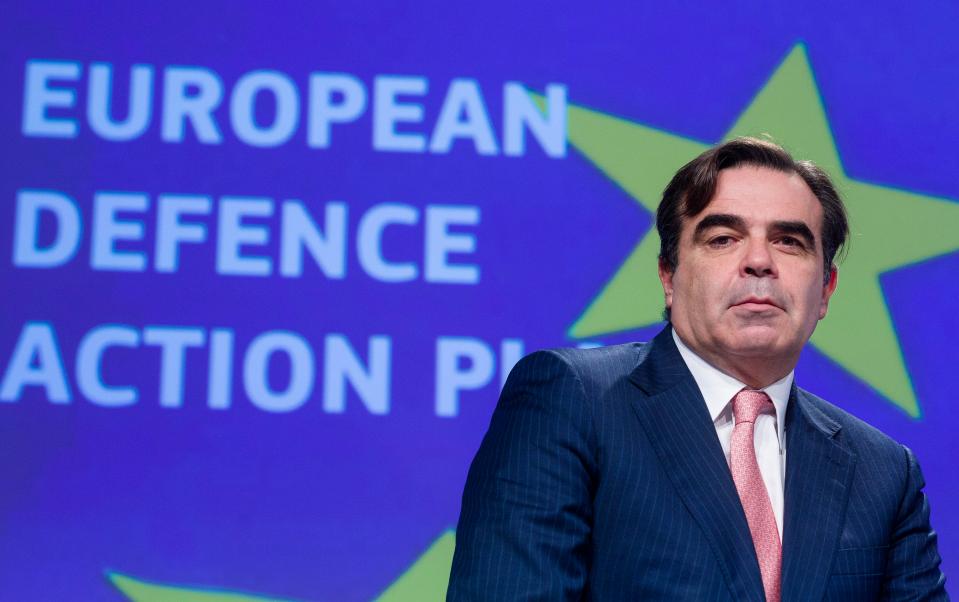  EU Commission spokesman Margaritis Schinas stipulated treaty rules regarding EU trade agreements