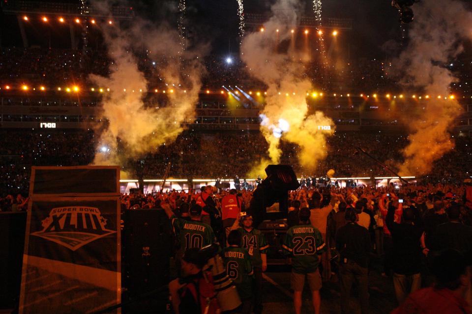  The event is usually celebrated with fireworks and an array of performances, such as these festivities in Tampa in 2009 at the Super Bowl XLIII