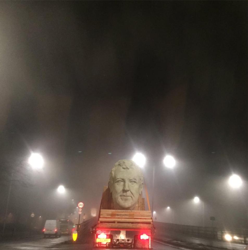  Kanal Popat posted a picture of the busts travelling along the M4 this morning