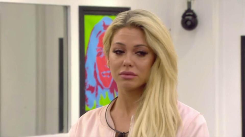  Bianca Gascoigne is said to be on the verge of walking out