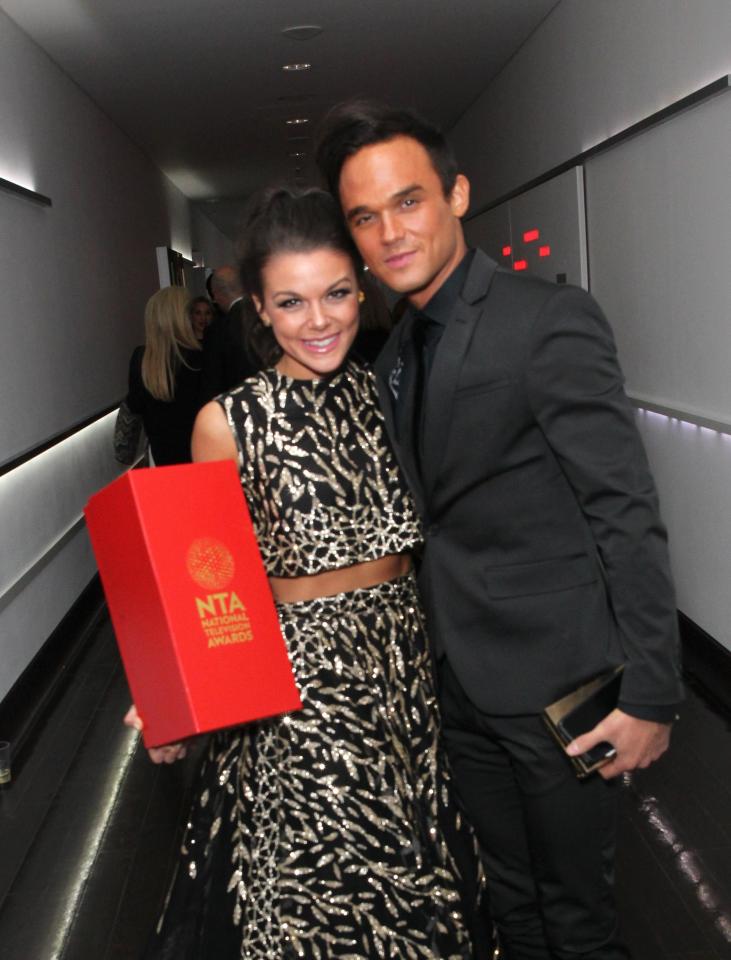  Bad tan rap . . . Gareth Gates's girlfriend Faye Brookes teases him about his bad tan