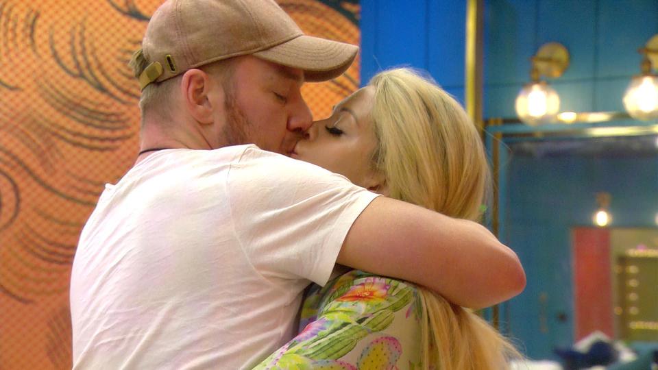 Jamie O'Hara and Bianca Gascoigne have admitted their feelings are serious in Celebrity Big Brother