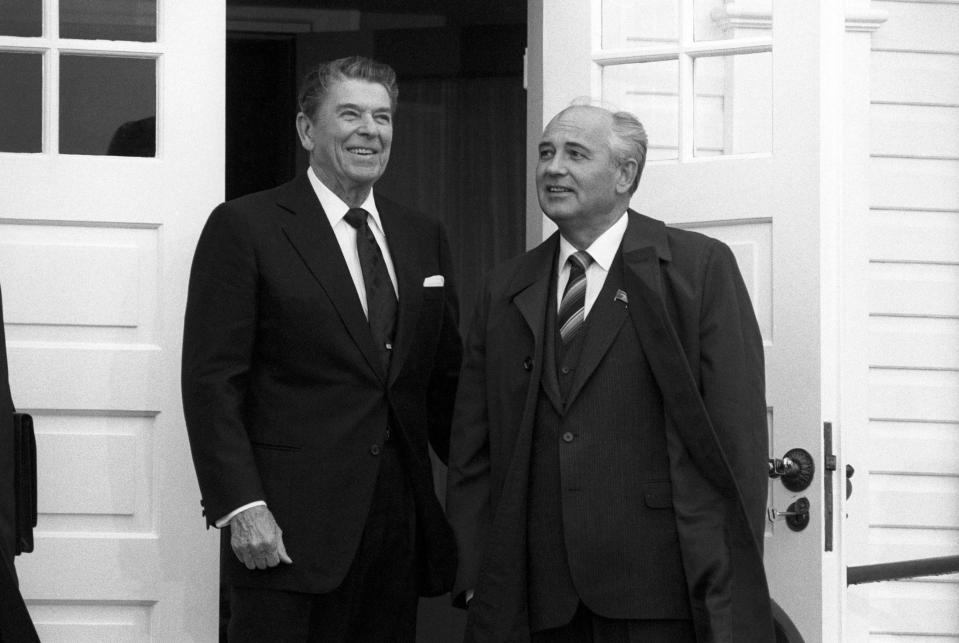 Mikhail Gorbachev and Ronald Reagan