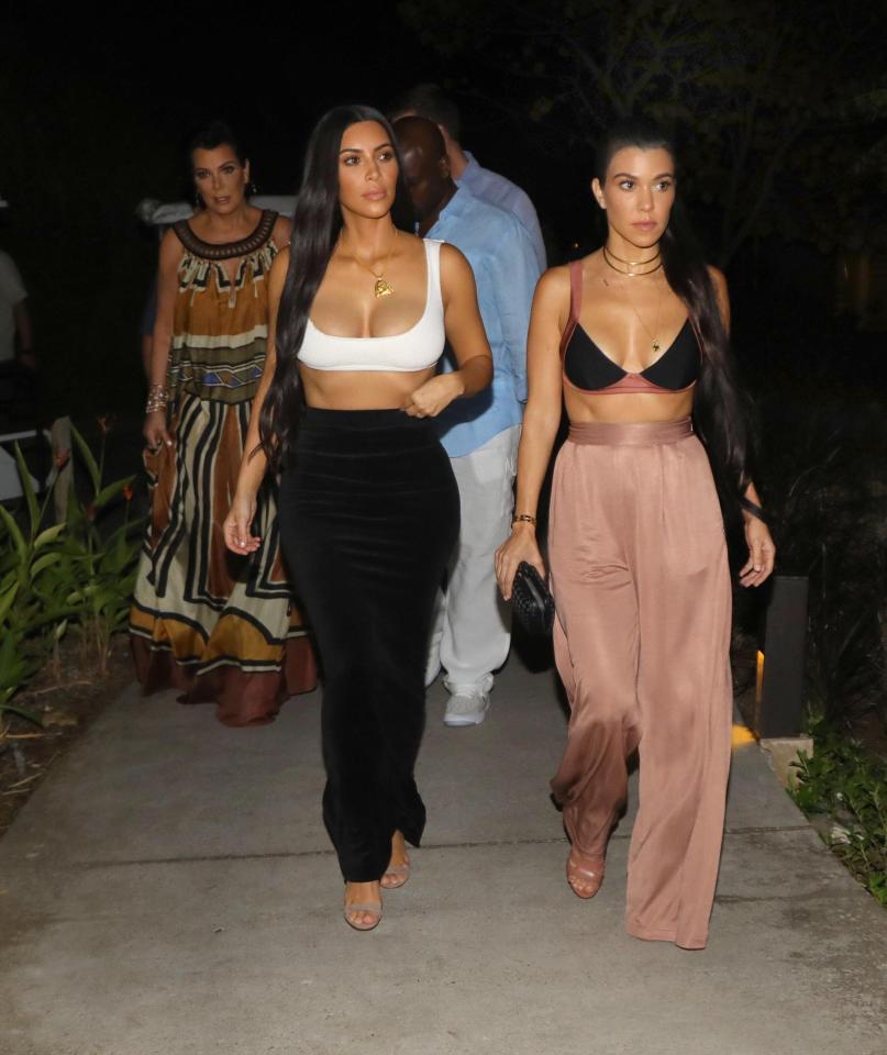  Girls about time . . . Kim and Kourtney Kardashian packed light for their trip to Costa Rica