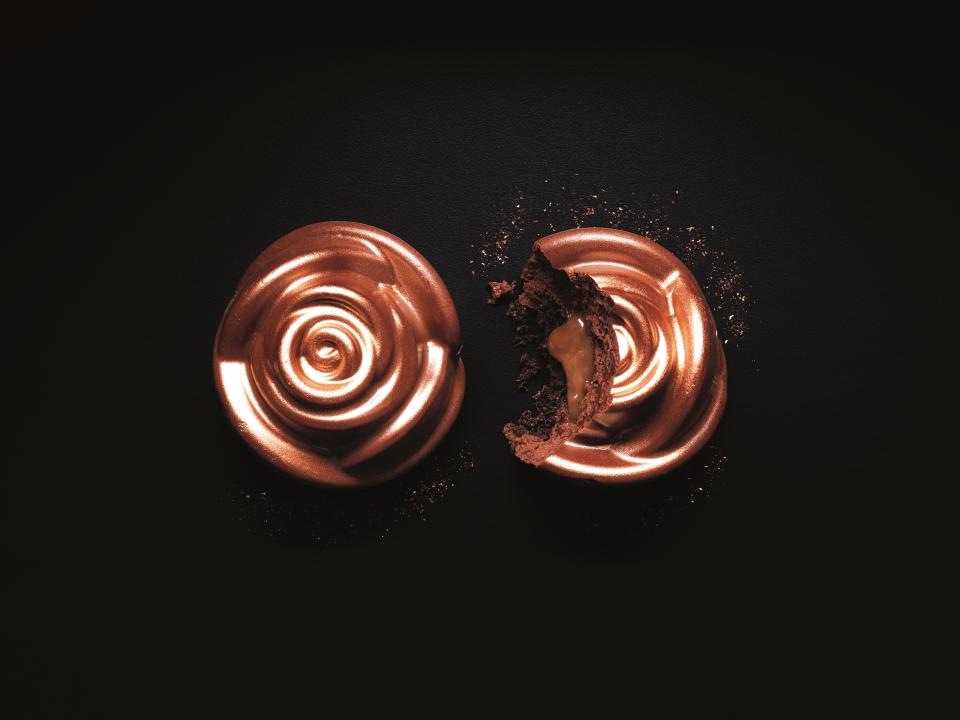  One of the dessert options for the M&S meal deal includes this chocolate rose dessert