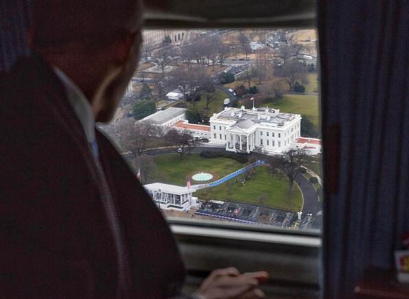  White House Photographer Pete Souza later took to Instagram to post this picture of the ex-president saying goodbye to the White House