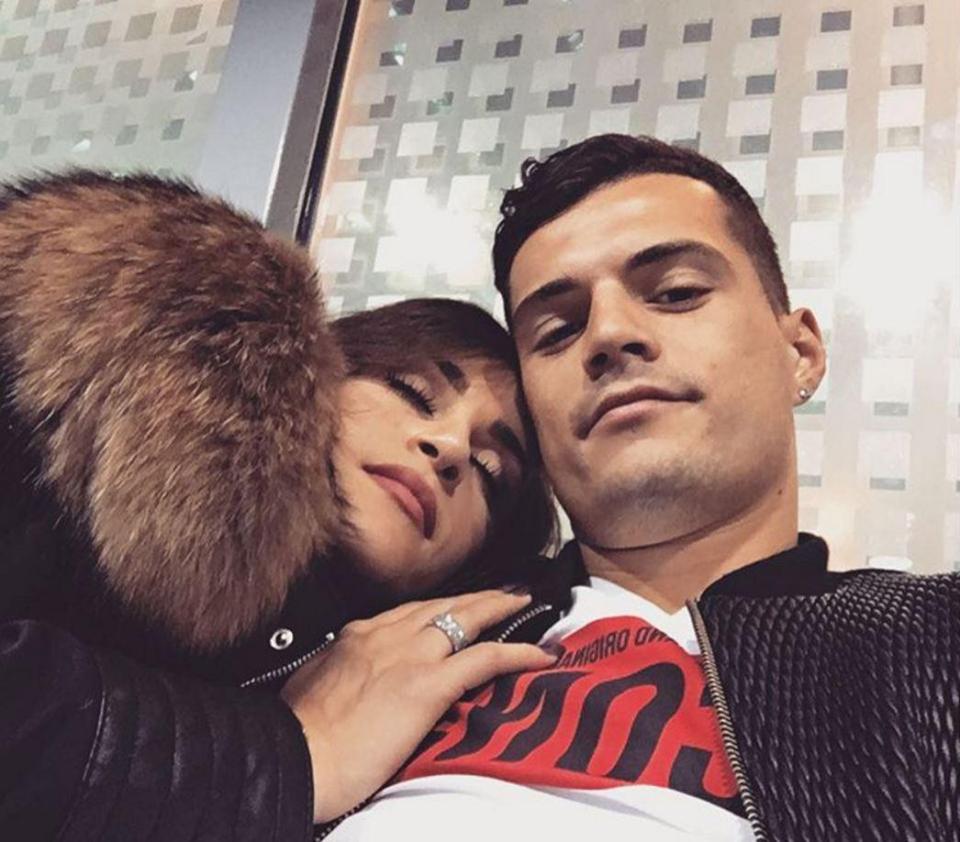  Granit Xhaka and fiancee Leonita Lekaj enjoy a selfie in London