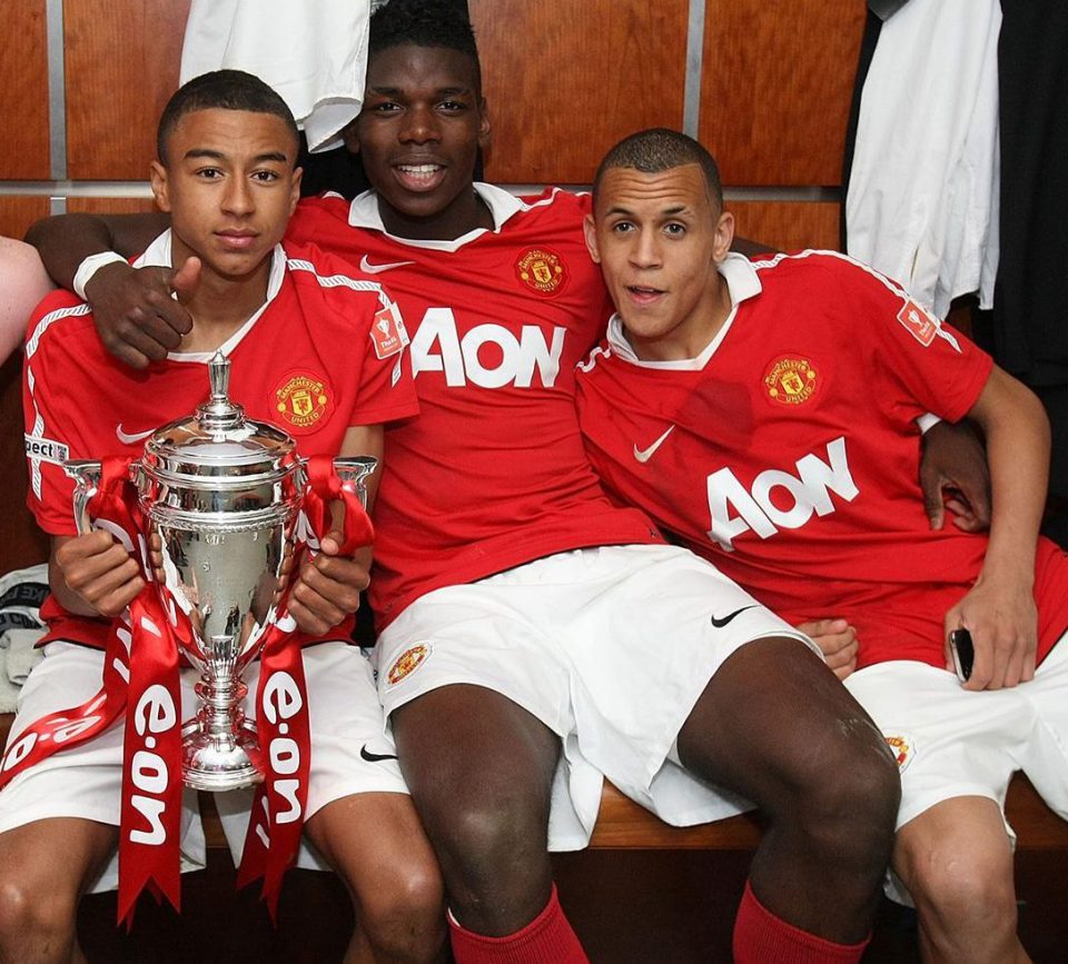 Jesse Lingard, Paul Pogba and Ravel Morrison celebrate winning the FA Youth Cup trophy i