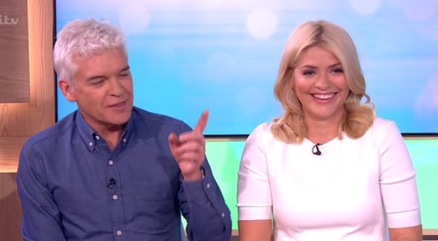  Phillip Schofield lefty Holly Willoughby giggling when he made a joke about growing in bed