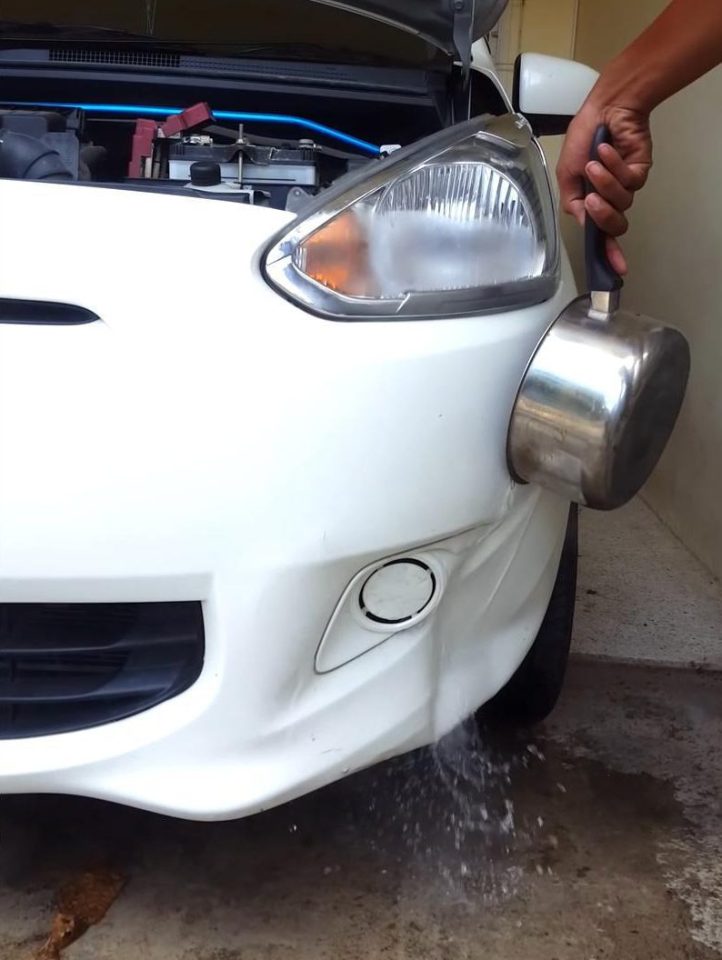  An amazing video shows a car completely rid of it's dented bumper using just hot water