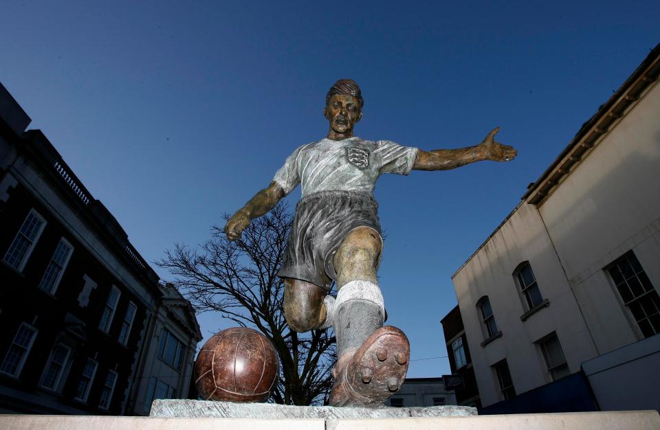  There is a statue of Manchester United's Duncan Edwards in his hometown