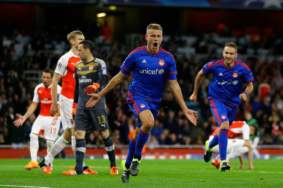 Alfred Finnbogason reels away in celebration after winner against Arsenal