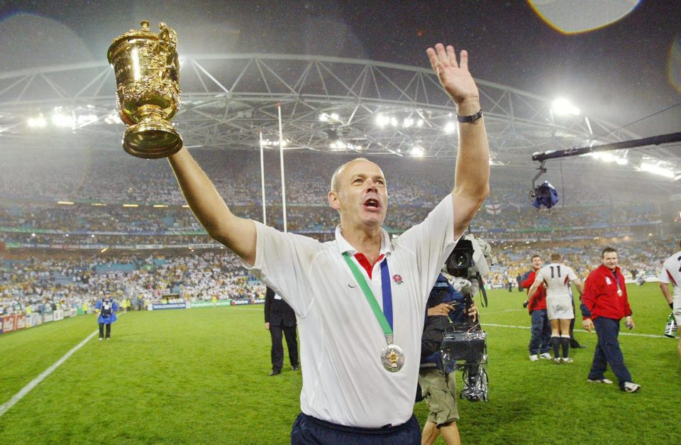  Ex-coach Clive Woodward believed the hostile atmosphere should inspire England