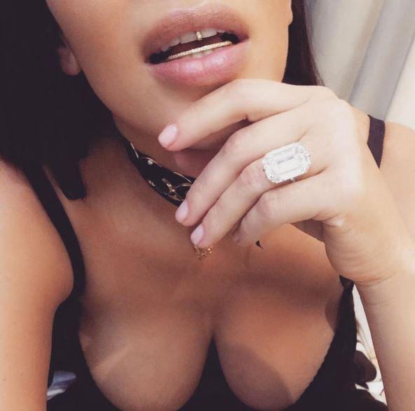  Kardashian posted a photo of her 3.5 million pound ring on Instagram before the robbery