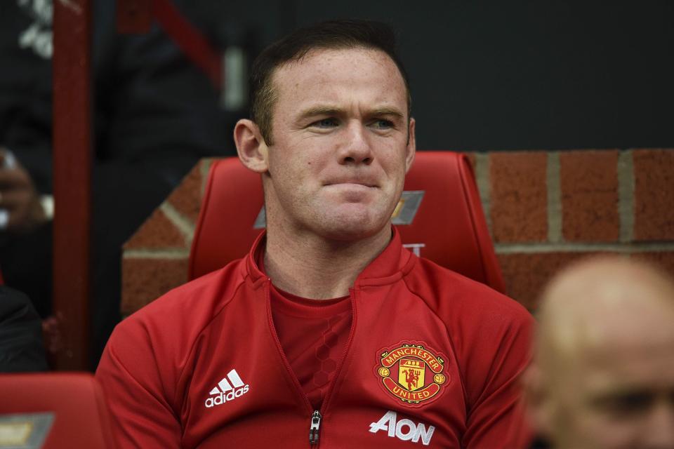  Paul Scholes believe Wayne Rooney will leave Man United if he is kept on the bench