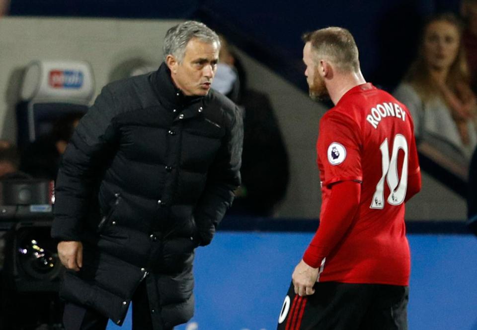  Paul Scholes has praised Jose Mourinho but admitted his line-ups could leave Wayne Rooney seeking football elsewhere