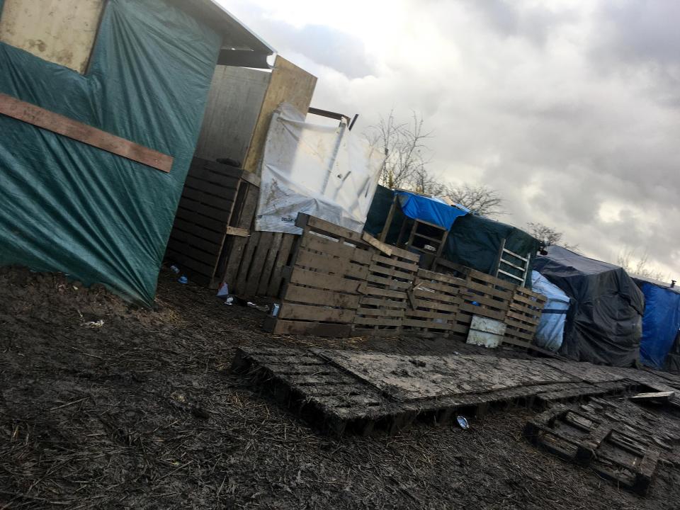  A volunteer at a refugee aid group said "It's hard to know how many migrants are currently in Calais"