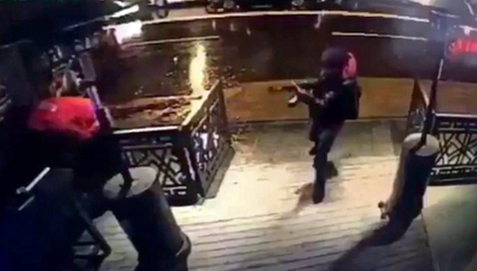  CCTV footage of the gunmen who attacked Reina nightclub on New Year’s Eve