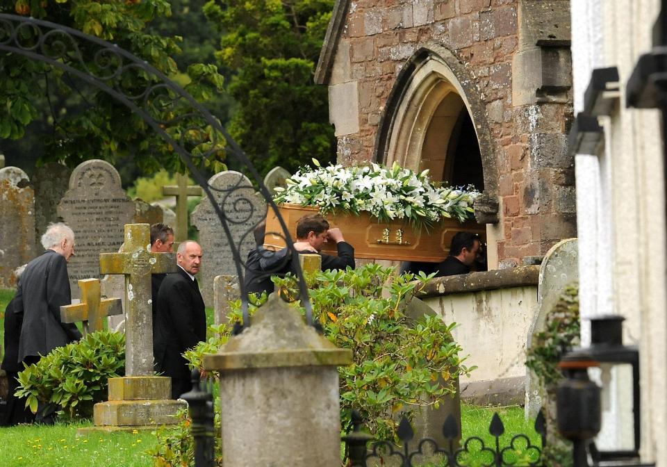  Barry Pring's funeral at St Disen’s church