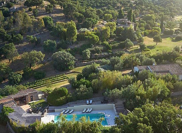 The pool at Depp's incredible French property