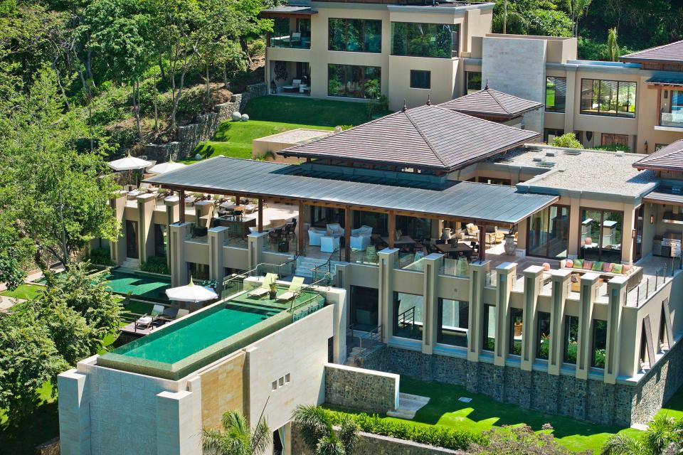  The first family of reality TV vacationed in the luxurious mansion on the Peninsula Papagayo