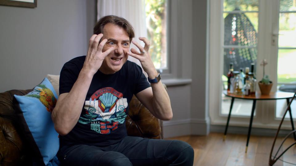  Jonathan Ross talks about his parenting disasters