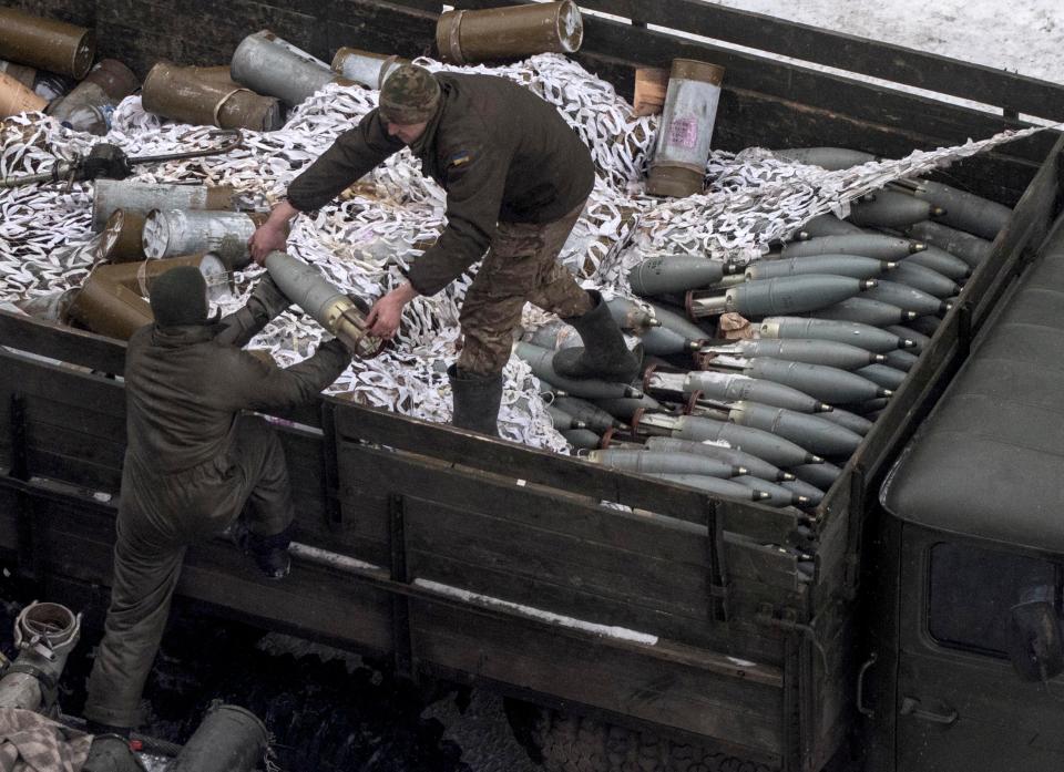  They report a huge build up of artillery on the Ukrainian side around the disputed Donbass region