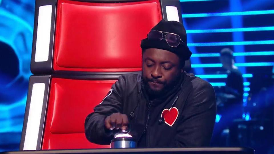  In a preview clip of Saturday night's episode, the Black Eyed Peas star ended up putting an unwanted act on his team